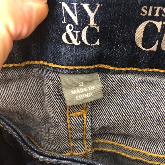NY&Co Curvy Skinny Crop Jeans Sz8 Dark Wash Cuffed Stretch Casual Summer Classic - Picture 5 of 7
